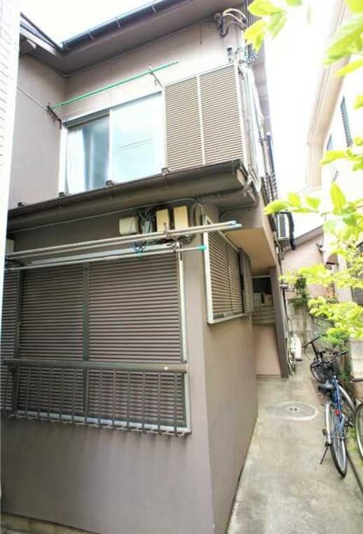 駒沢ハウス　南向き　角部屋　学生さんオススメの外観