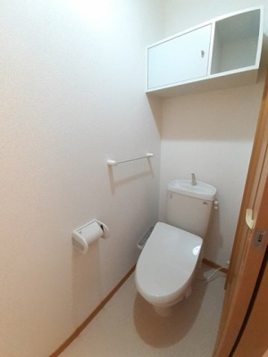 【トイレ】 | サンリットＴ・Ｉ | ゆったりとした空間のトイレです