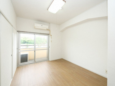 【洋室】 | ビスタ四天王寺