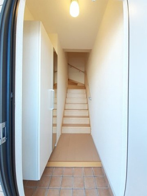 【玄関】 | マーヴェラスＢ | シンプルで使いやすい玄関です