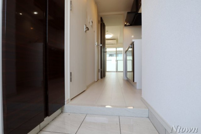 【玄関】 | ディアレイシャス大須観音Ⅲ | ゆったりとした玄関です