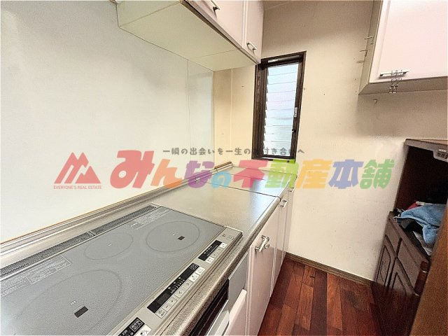 久留米市善導寺町飯田の中古一戸建のキッチン