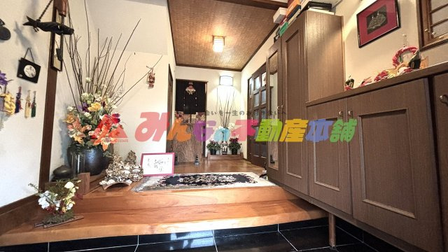 久留米市善導寺町飯田の中古一戸建の玄関