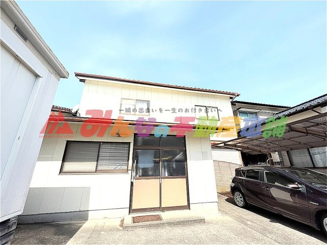 久留米市善導寺町飯田の中古一戸建の設備|住戸横に倉庫がございます。