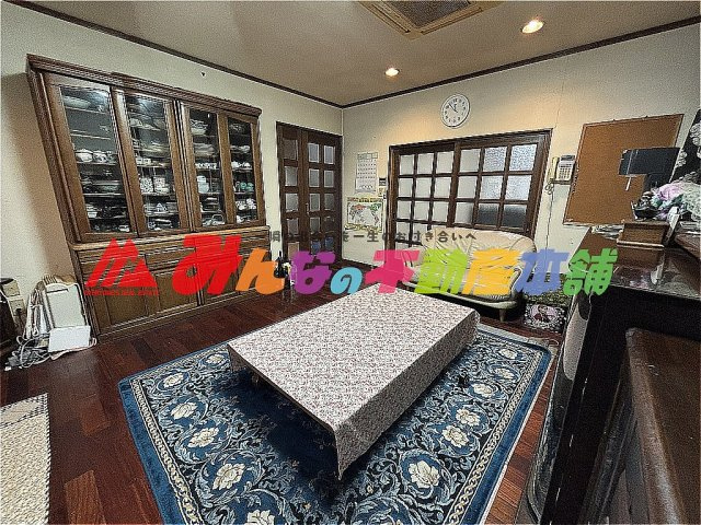 久留米市善導寺町飯田の中古一戸建の居間・リビング