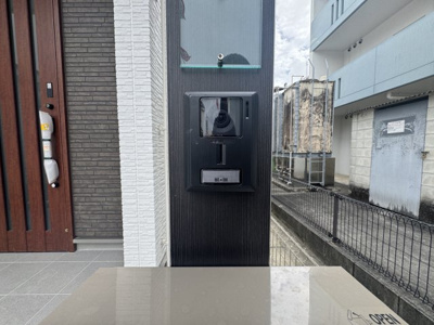 【玄関】 | 那覇市三原（全6棟） | ※同仕様写真です