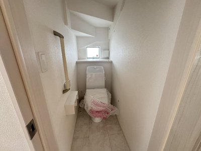 【トイレ】 | 那覇市三原（全6棟） | ※同仕様写真です