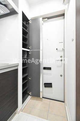 【玄関】 | グランクオール明大前