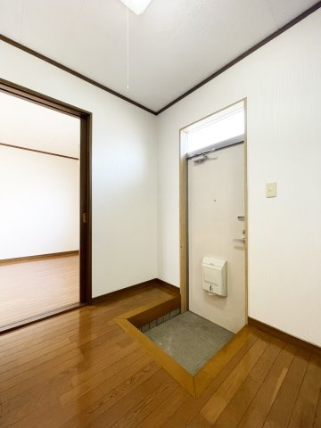 ニュービーチ新浜の玄関
