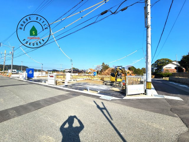 福岡市西区今宿上ノ原第1-7棟（1号棟）の前面道路含む現地写真|見学の時間などお気軽にお問い合わせ下さい。