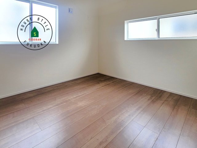 福岡市西区今宿上ノ原第1-7棟（6号棟）の内観：施工例|穏やかな光が差し込む室内には、穏やかな時間が流れます。