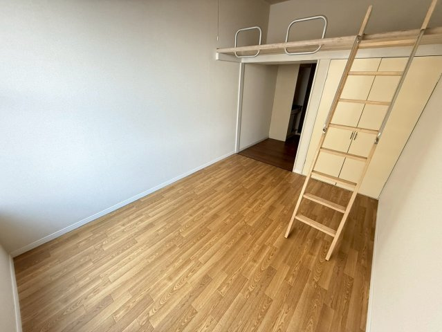 奈良市東九条町のアパートの内装