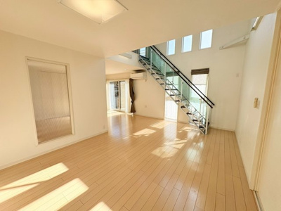 【居間・リビング】 | 今宮２丁目戸建て