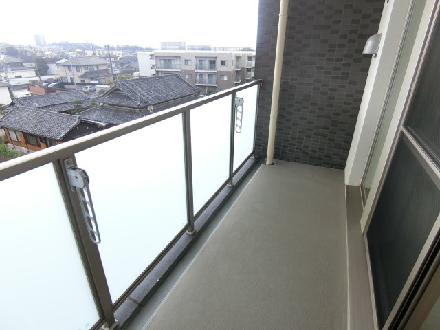 YF宮山台ガーデンのバルコニー|同マンションイメージ写真