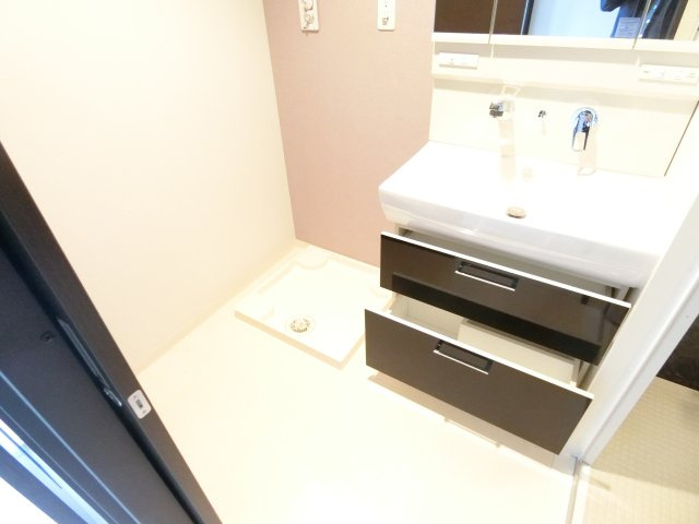 YF宮山台ガーデンの洗面所|同マンションイメージ写真