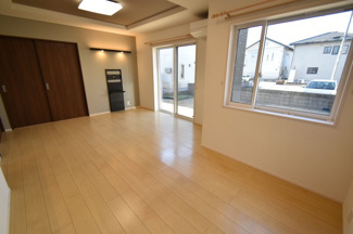 【居間・リビング】 | 下栗町2927-30貸家