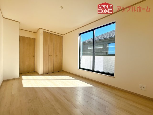 [新築住宅] さいたま市北区吉野町2丁目 全5棟の洋室|居室は全室収納あり！たっぷりある収納活用でお部屋もキレイを保てます♪