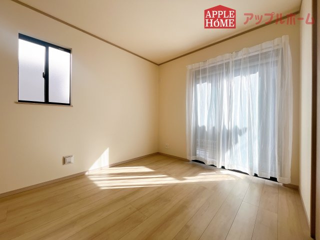 [新築住宅] さいたま市北区吉野町2丁目 全5棟の洋室|居室は全室収納あり！たっぷりある収納活用でお部屋もキレイを保てます♪