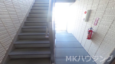 【エントランス】 | ベレオエクラージュ | 落ち着いたエントランスです