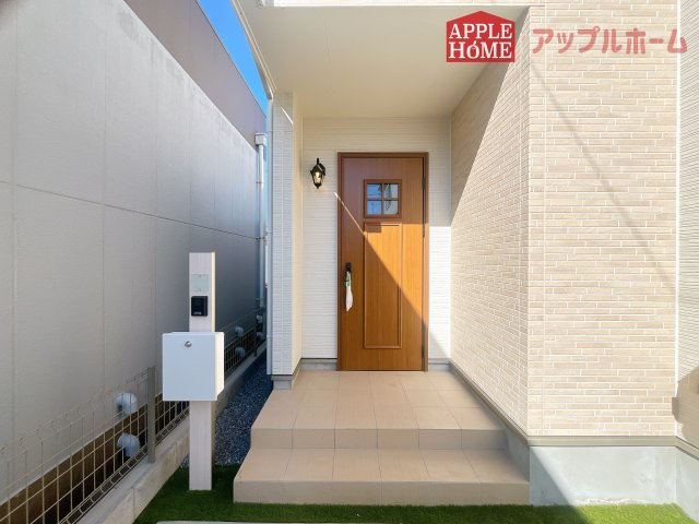 [新築住宅] さいたま市北区吉野町2丁目 全2棟のエントランス|ぜひ現地にて、実際の建物・街並み・日当たり等ご確認下さい♪お問い合わせはお気軽に☆　TEL「0120-466263」