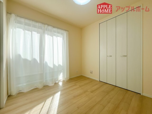 [新築住宅] さいたま市北区吉野町2丁目 全2棟の洋室|居室は全室収納あり！たっぷりある収納活用でお部屋もキレイを保てます♪