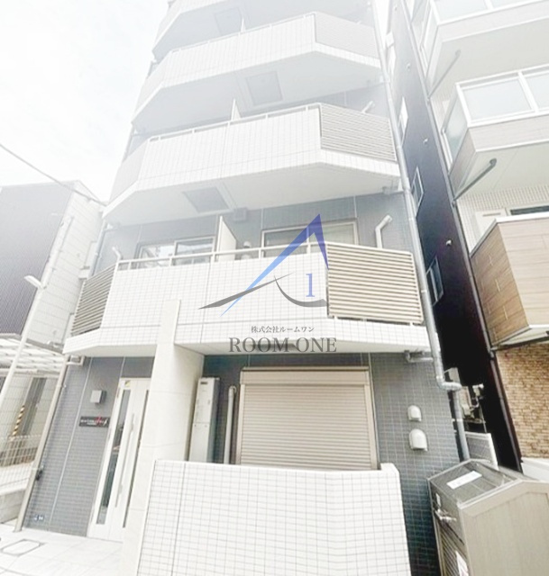 エストゥルースプラス川崎