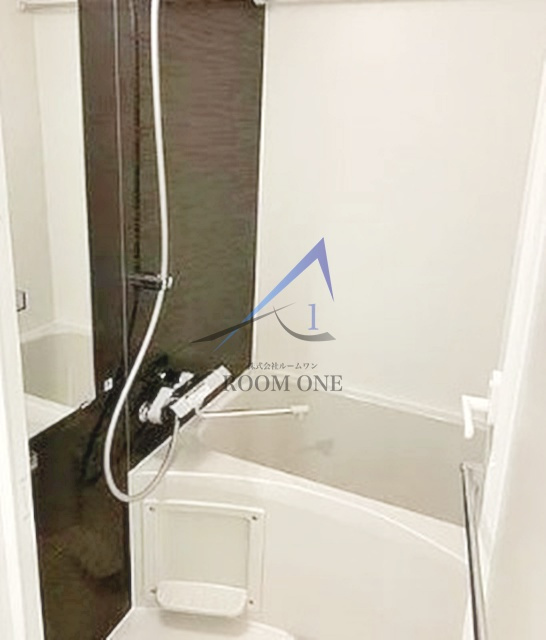 エストゥルースプラス川崎の浴室|お風呂です。