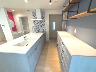 【キッチン】 | 佐伯区海老園2（五日市駅）【築浅・中古住宅】 | オール電化☆機能的なシステムキッチン☆