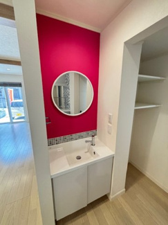 【独立洗面台】 | 佐伯区海老園2（五日市駅）【築浅・中古住宅】 | １階　洗面台