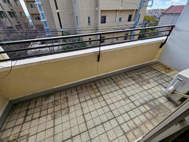 レジデンシャル芦屋のバルコニー