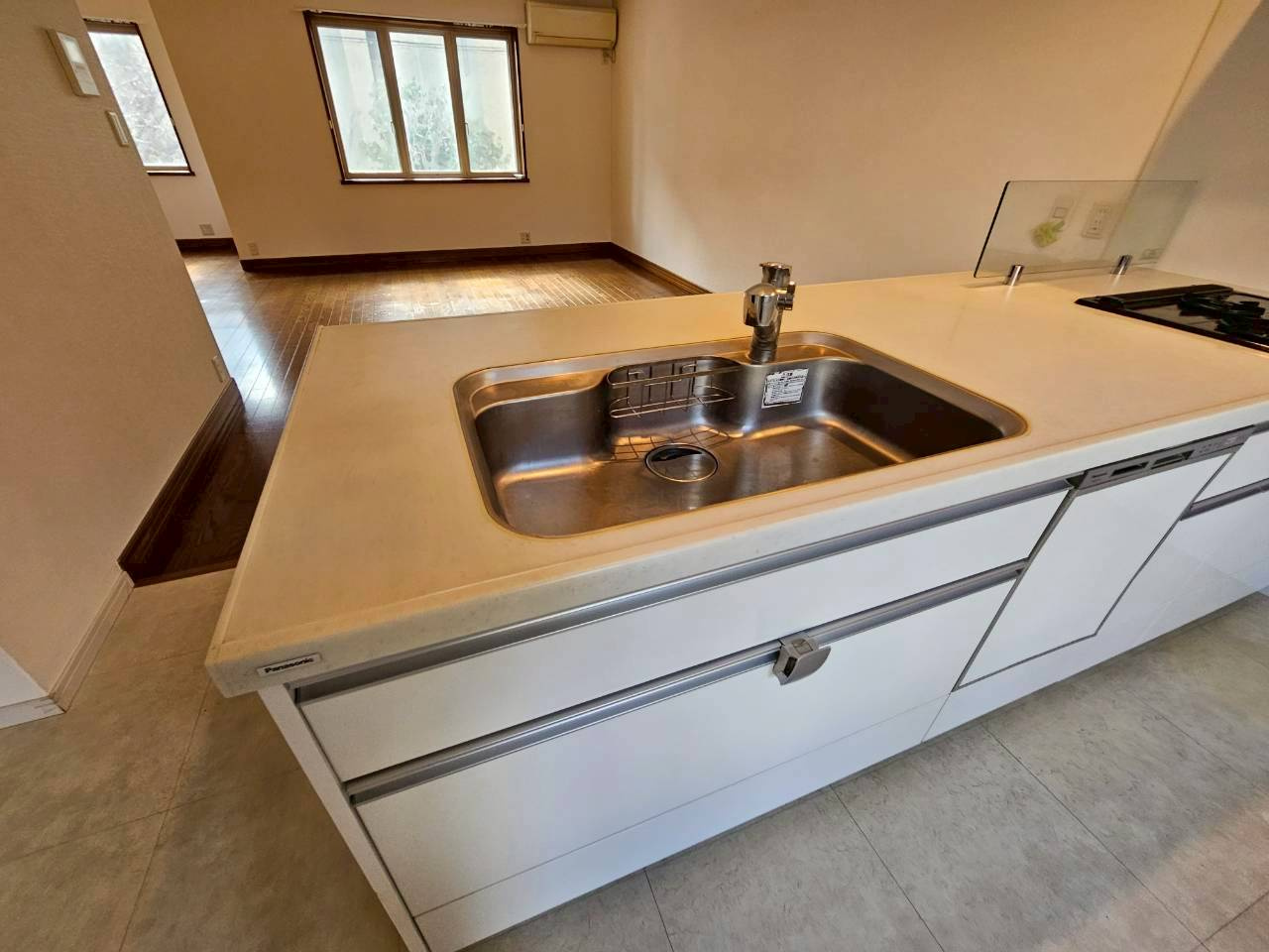 レジデンシャル芦屋のキッチン