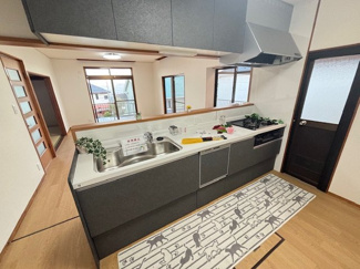 【キッチン】 | 廿日市市宮園上3【リフォーム済・中古住宅】 | 機能的なシステムキッチン☆都市ガス