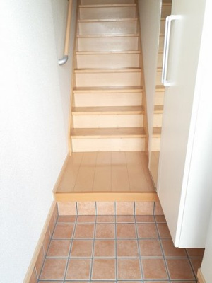 【玄関】 | ベルコリ－ヌＢ