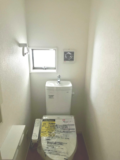 越前市平出新築戸建4号棟のトイレ