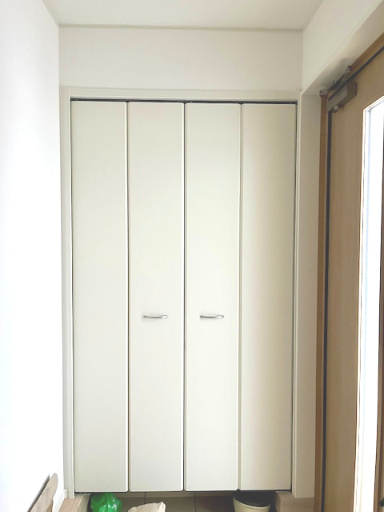 越前市平出新築戸建4号棟の玄関