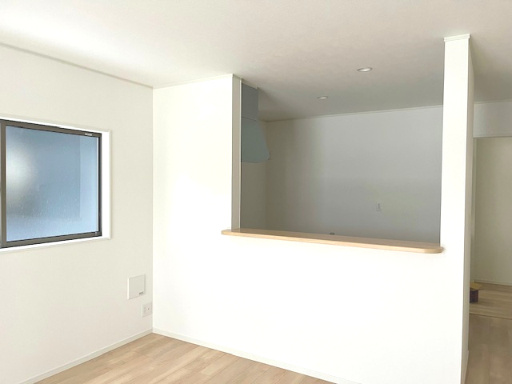 越前市平出新築戸建4号棟の居間・リビング