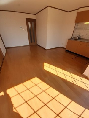 【居間・リビング】 | ライジングサン山ノ上