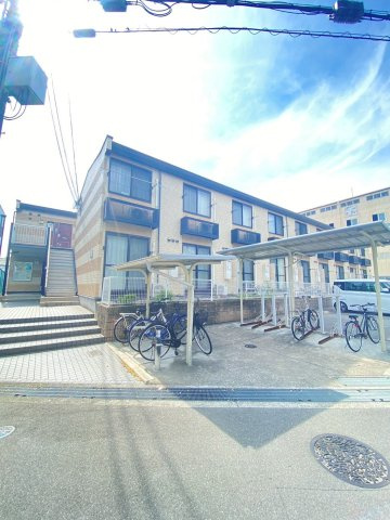 レオパレスパーシモン　辻子の外観