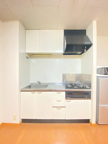 レオパレスパーシモン　辻子の内装