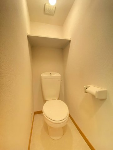 レオパレスパーシモン　辻子のトイレ