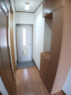 【玄関】 | ラフィーネＩＴＯ五番館