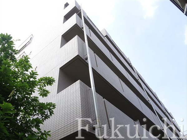 ルミエール祐天寺の外観