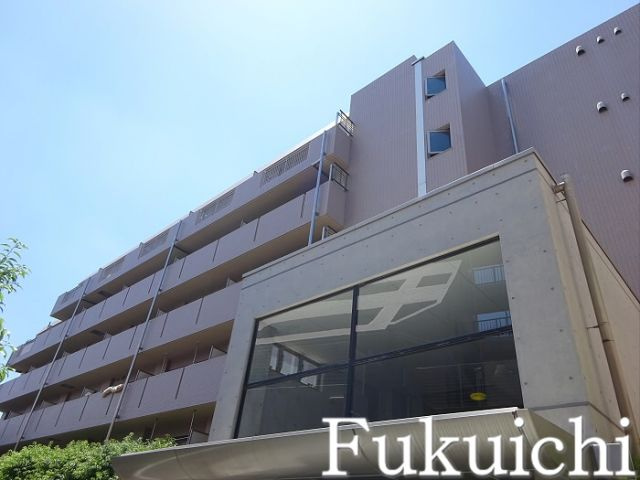 ルミエール祐天寺の外観