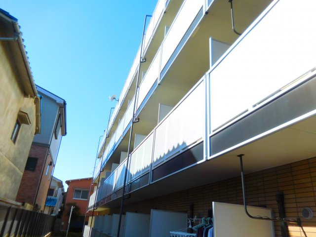 レオパレスTN参番館のバルコニー