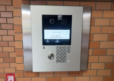 【防犯設備】 | ライオンズマンション矢部第２ | 当然のことではありますが、オートロックやセンサーライト、ホームセキュリティーなどの防犯設備があれば、小さいお子様がいるご家庭も安心ですよね！まず物件購入の際は、防犯設備もチェックするようにしましょう。