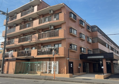 【外観】 | ライオンズマンション矢部第２ | 眺望の良さを楽しめるダイニングキッチンで家族団らんの時間を過ごしてはいかがでしょうか。バルコニーから見える景色を家族で眺める時間は、時間が経つのを忘れてしまいそうですね。是非、現地を見に行きましょう！