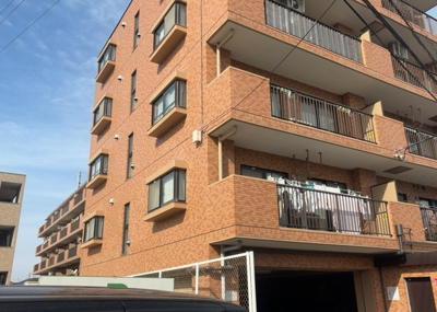 【外観】 | ライオンズマンション矢部第２ | ＳＲＣ造は強度や耐震性の面でもRC造と比べて優れています。そのため、10階建以上の高層または超高層マンションなどの建築にも多く採用されています。柱や梁などのサイズが小さくても高い耐震性を確保できます。