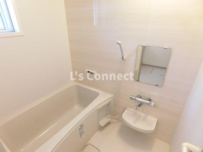 【浴室】 | 花みずきⅡ | 追焚き機能付きのお風呂。（参考写真）