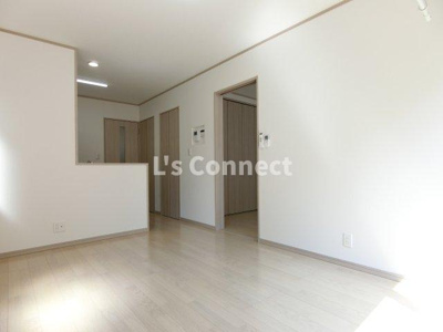 【内装】 | 花みずきⅡ | ９．８帖のＬＤＫ。（参考写真）