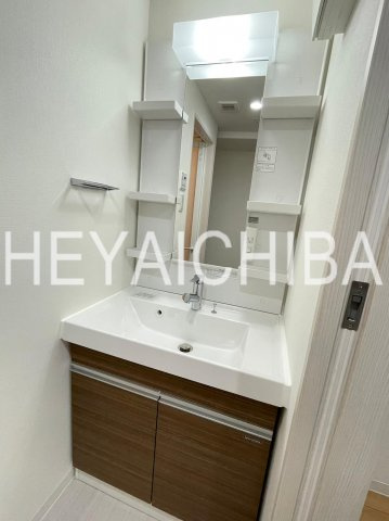 ルーセントＫ台東の洗面所